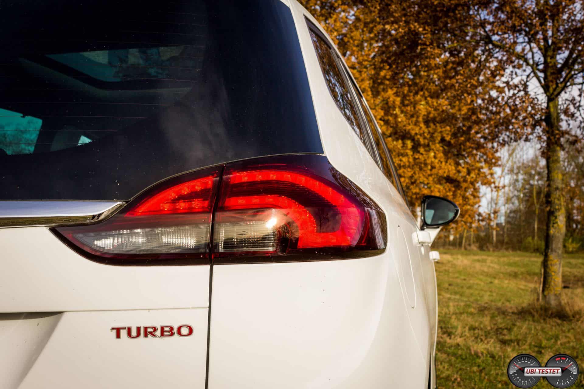 Wer trägt die Krone der Familientransporter - Opel Zafira gegen VW Touran 9 der-Autotester