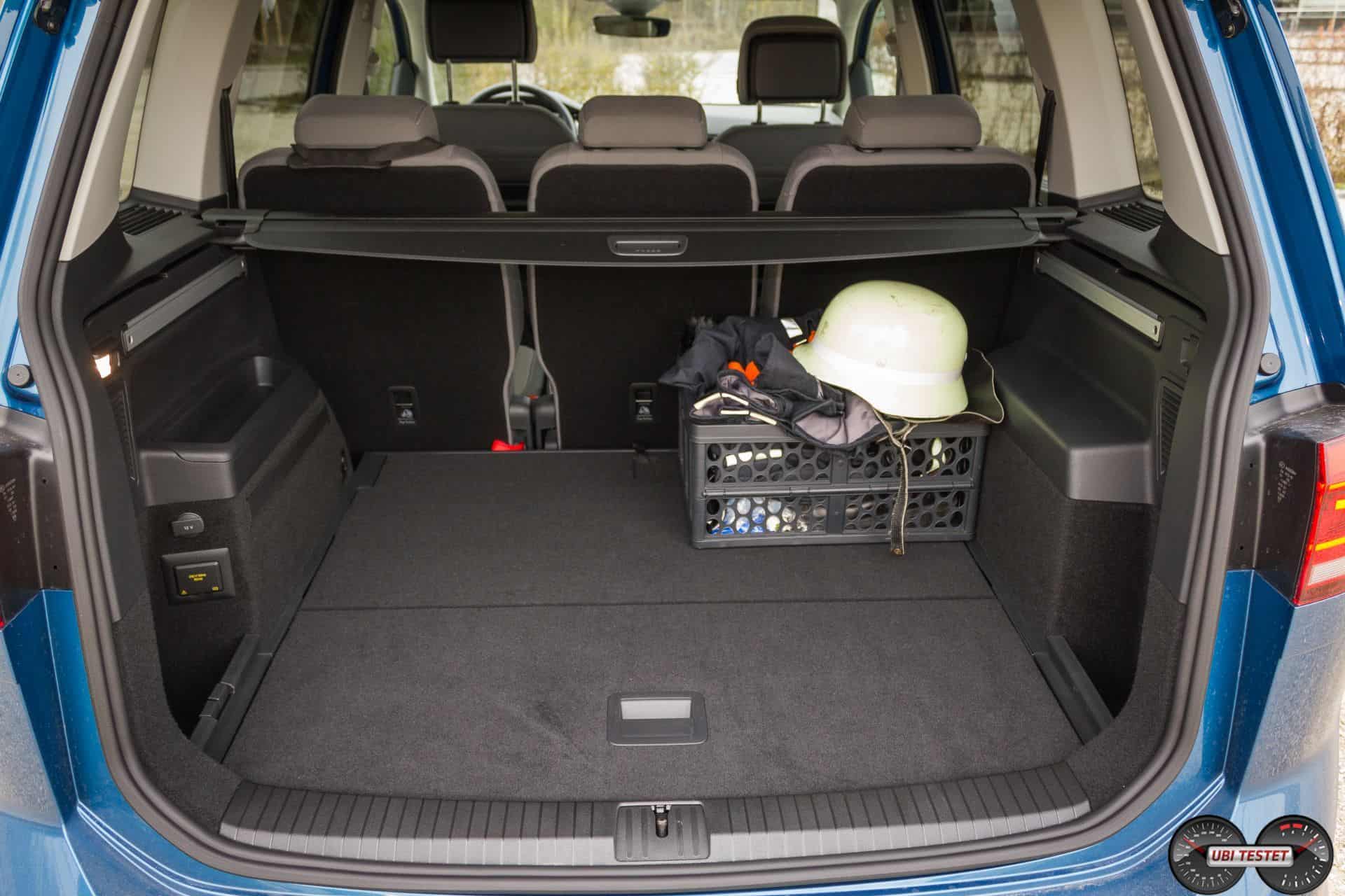 Wer trägt die Krone der Familientransporter - Opel Zafira gegen VW Touran 5 der-Autotester