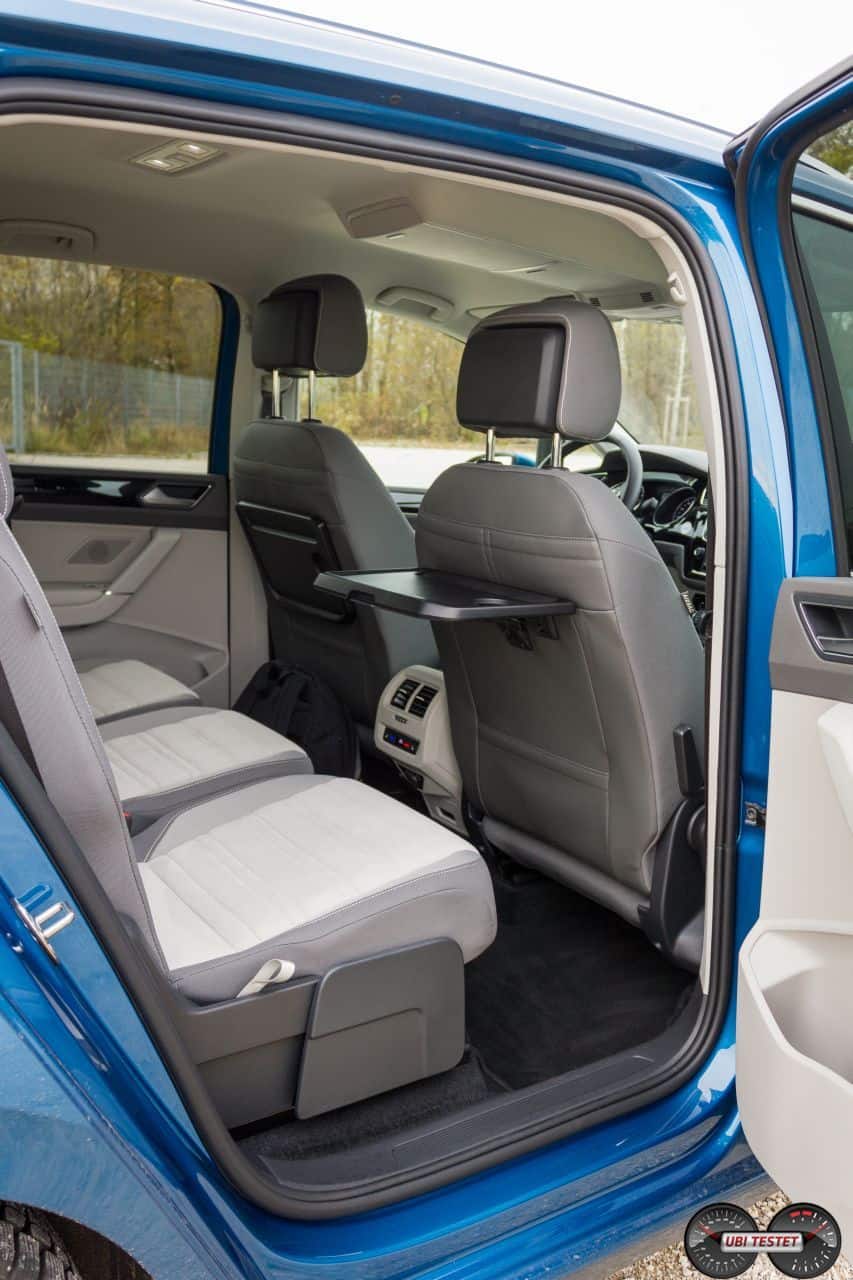 Wer trägt die Krone der Familientransporter - Opel Zafira gegen VW Touran 17 der-Autotester