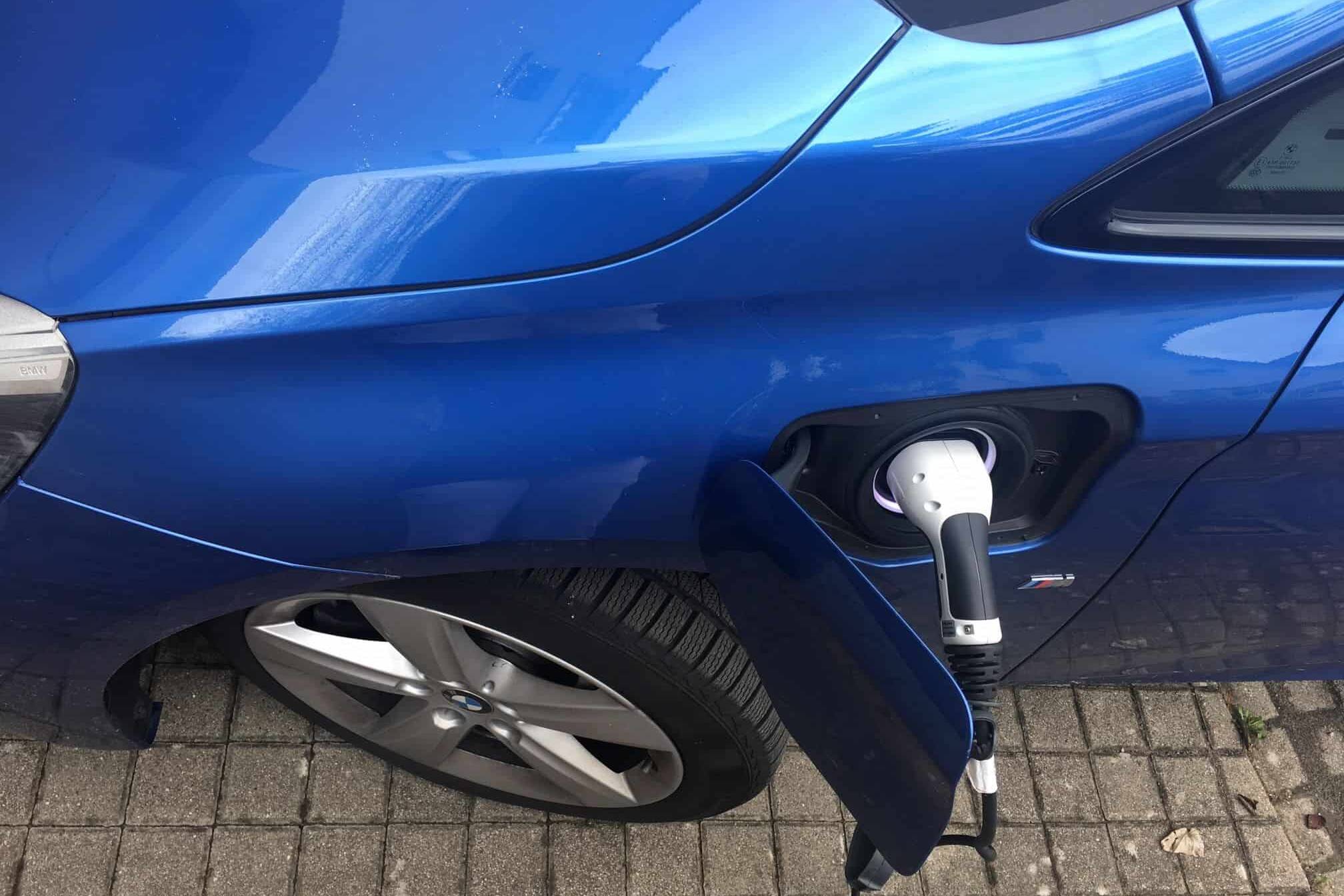 BMW E-Auto-Absatz auf Rekordkurs 6 der-Autotester
