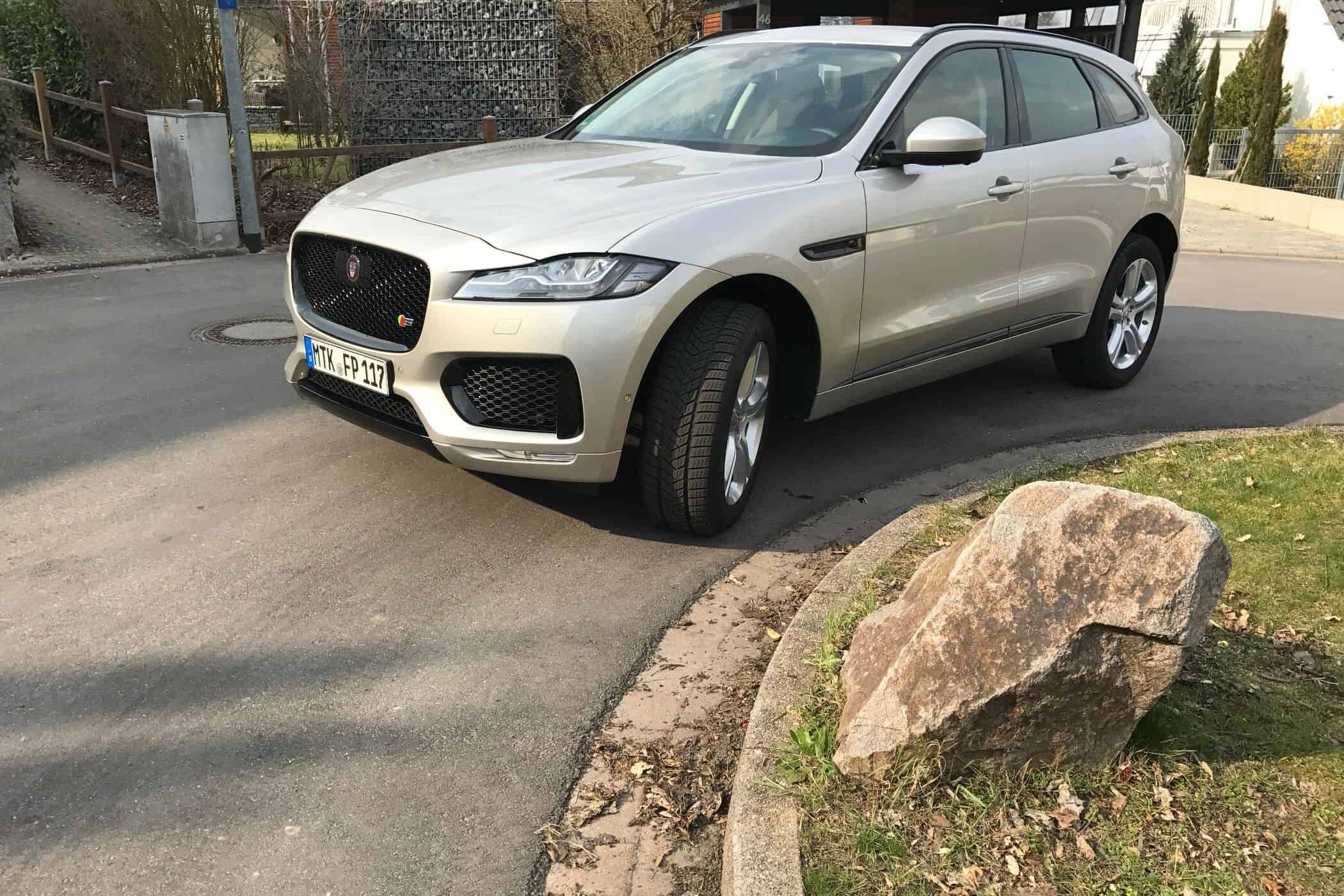Jaguar F-Pace – Der erste SUV der englischen Sportwagenmarke 1 der-Autotester