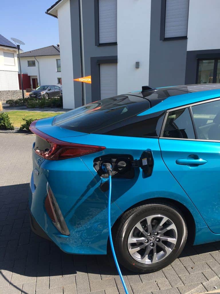 Neuer Toyota Prius Plug-in Hybrid fährt 50 Kilometer elektrisch 1 der-Autotester