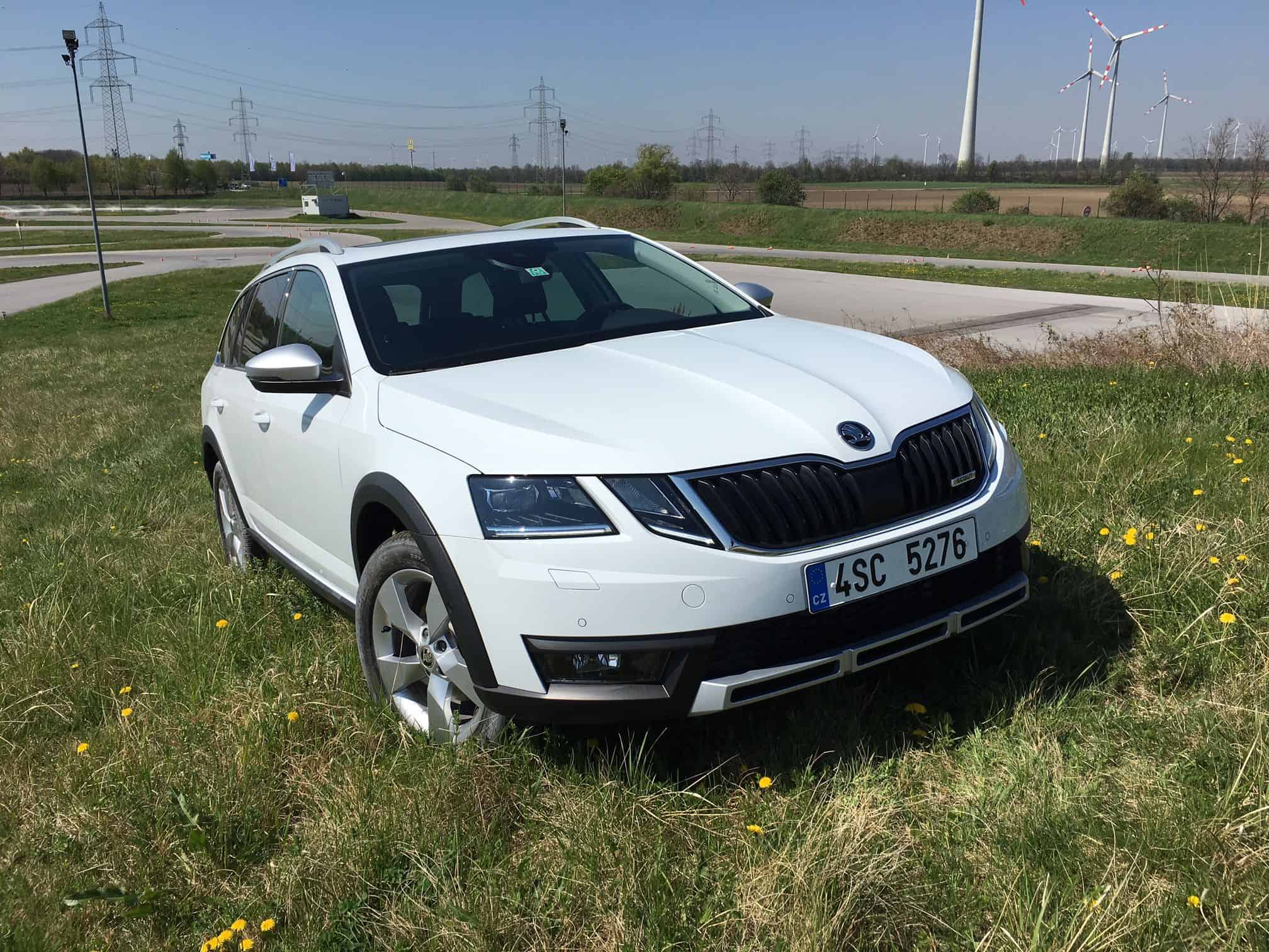 Skoda Octavia RS und Octavia Scout - Zwei Geschwister, die unterschiedlicher nicht sein könnten 11 der-Autotester