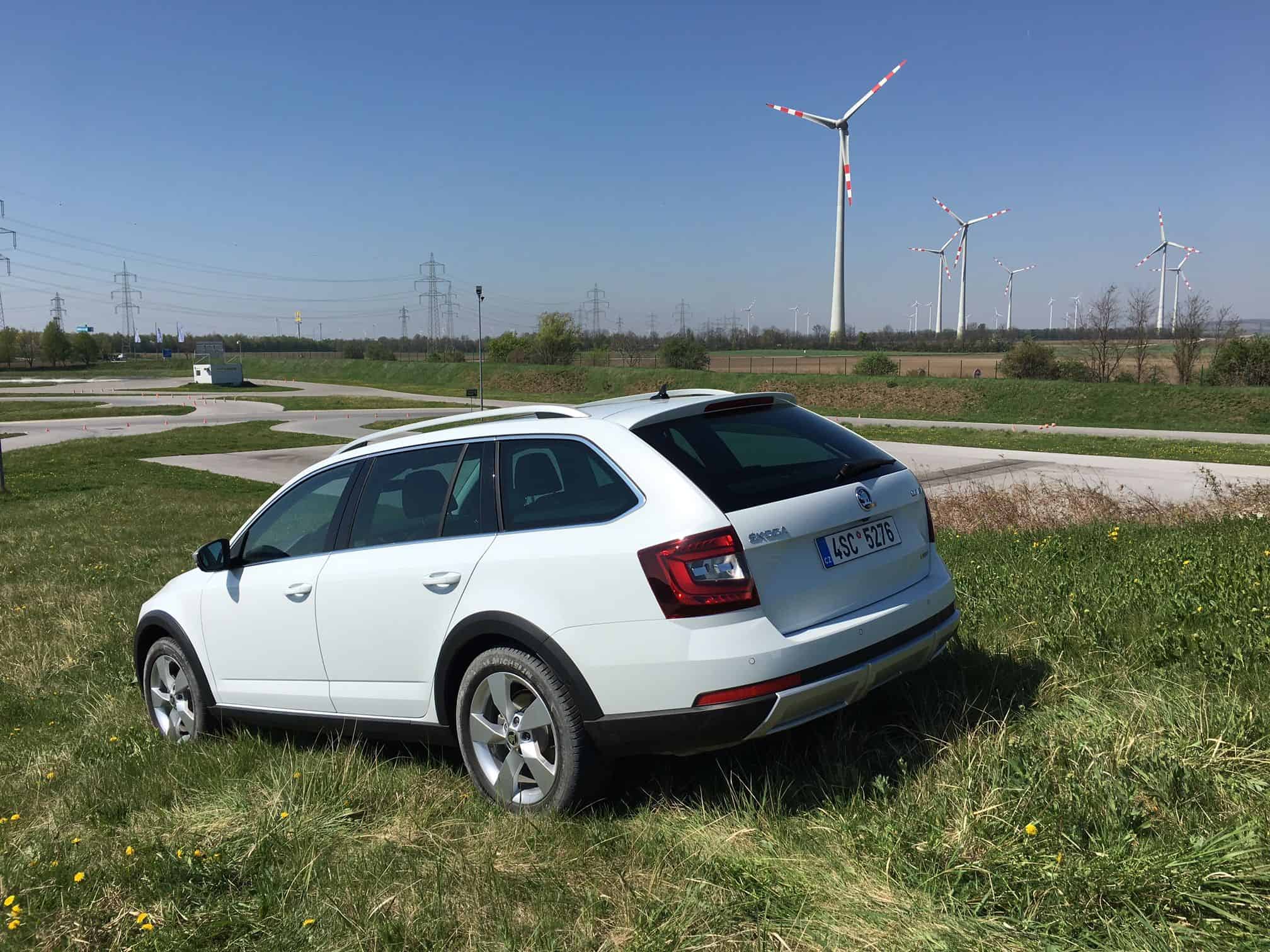 Skoda Octavia RS und Octavia Scout - Zwei Geschwister, die unterschiedlicher nicht sein könnten 9 der-Autotester