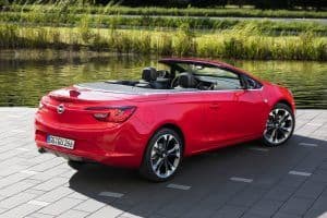 Opel schmückt sein Cabrio Cascada mit einem Supreme-Paket 1 der-Autotester