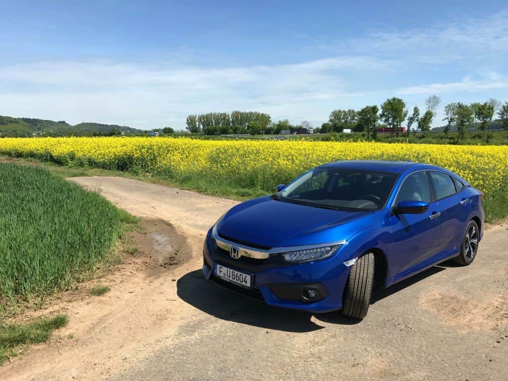 Honda Civic - Nun auch als coupehafte Limousine 18 der-Autotester
