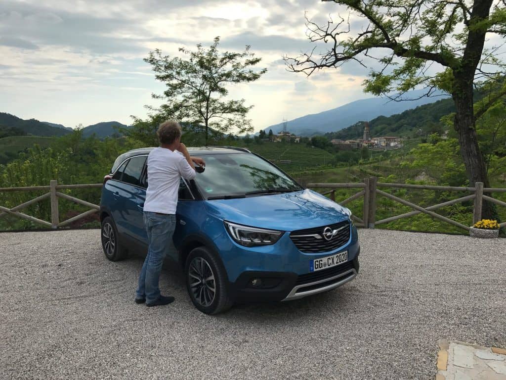 Opel Crossland X - French Connection 15 der-Autotester