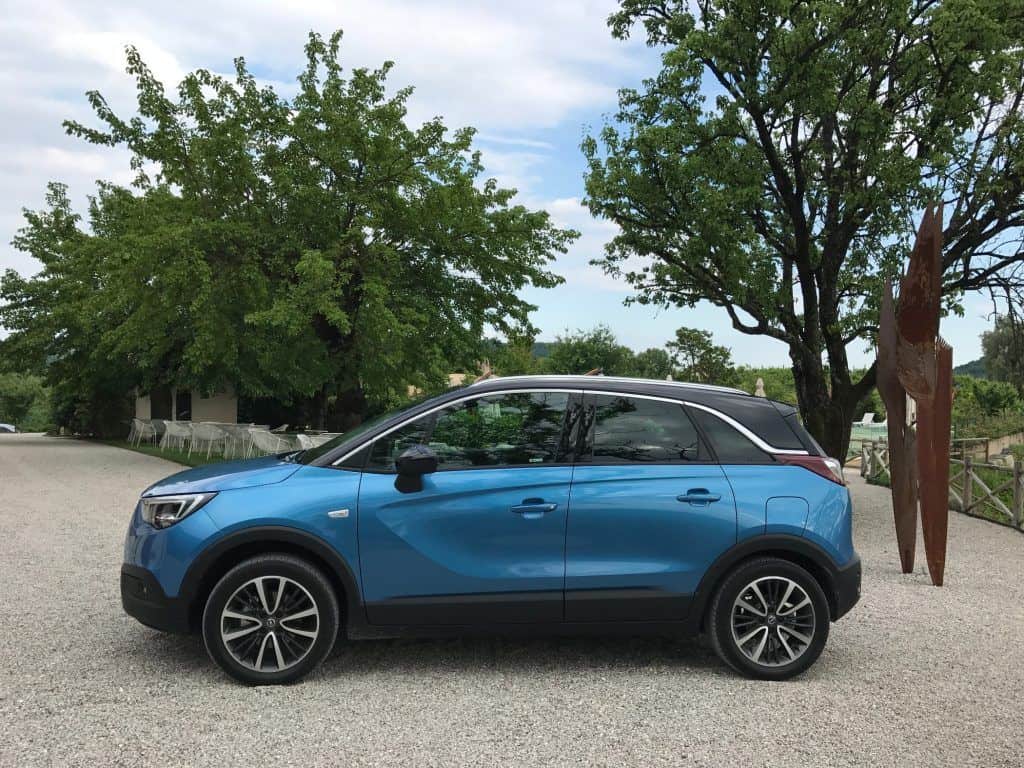 Opel Crossland X - French Connection 17 der-Autotester