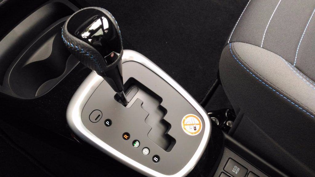 Wenn Yaris, dann Hybrid? 14 der-Autotester