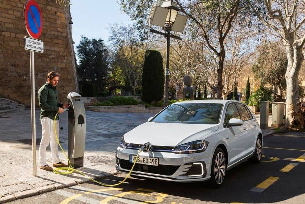 Wunsch und Wirklichkeit: Vom langsamen Anlauf der Elektromobilität 1 der-Autotester