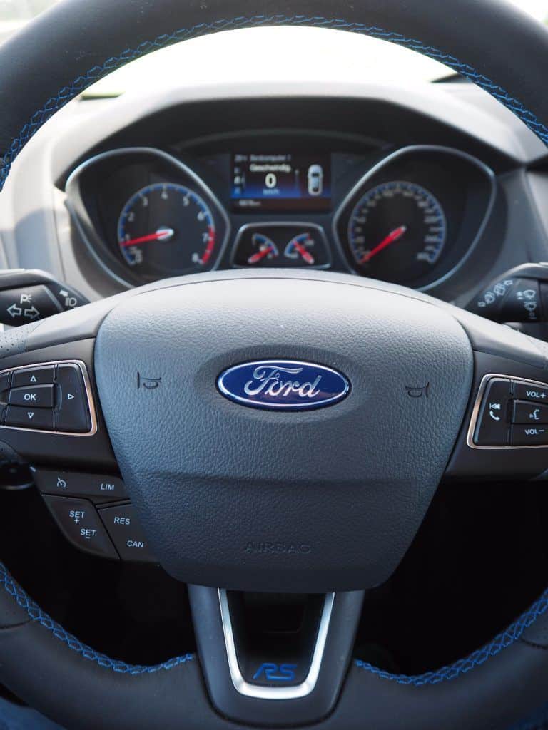 Ford Focus RS - "Fährste quer, siehste mehr..." 2 der-Autotester