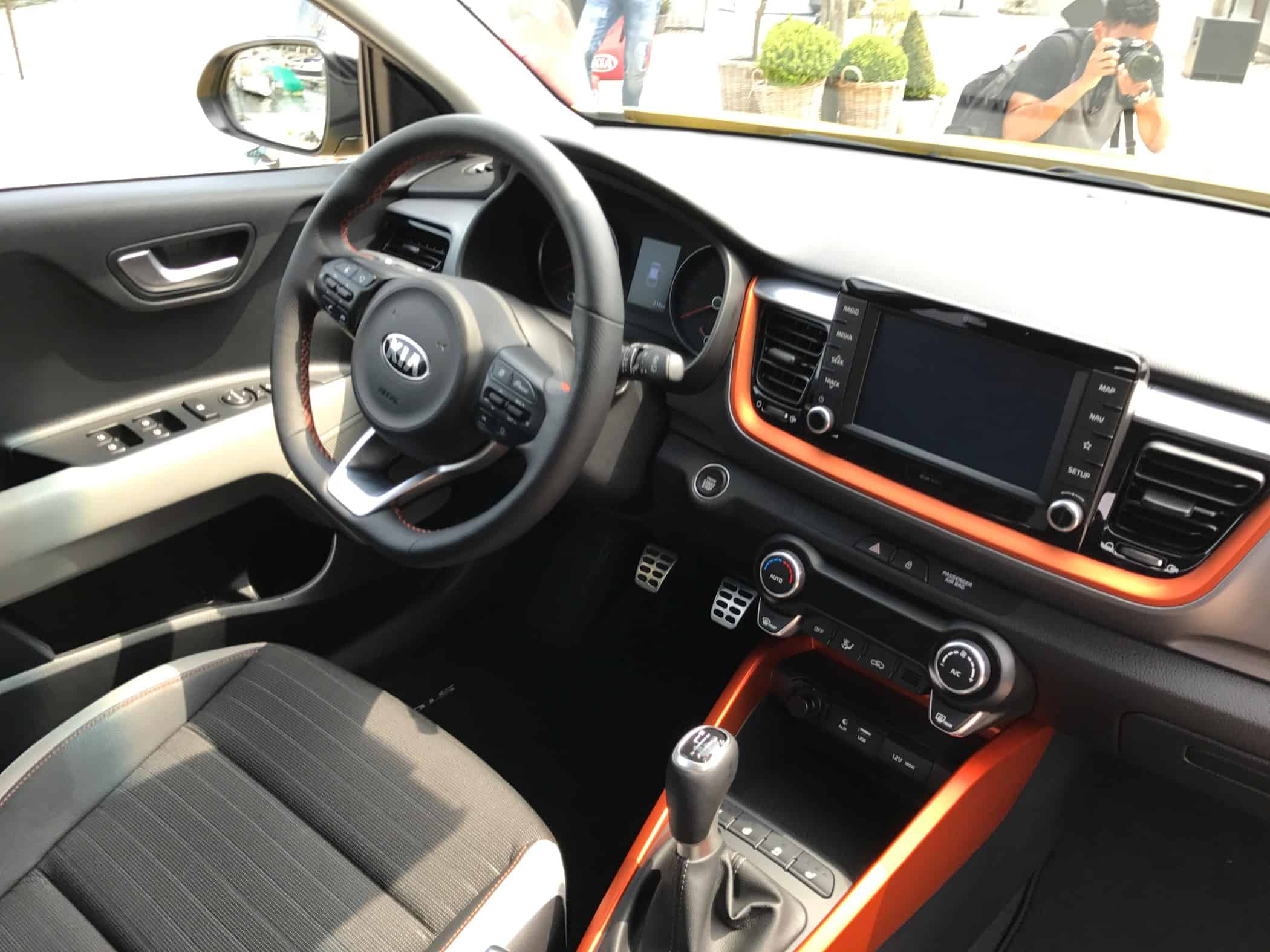 Kia Stonic - Weltpremiere für den CUV in Amsterdam 7 der-Autotester