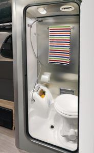 Airstream kann auch klein und kompakt 7 der-Autotester