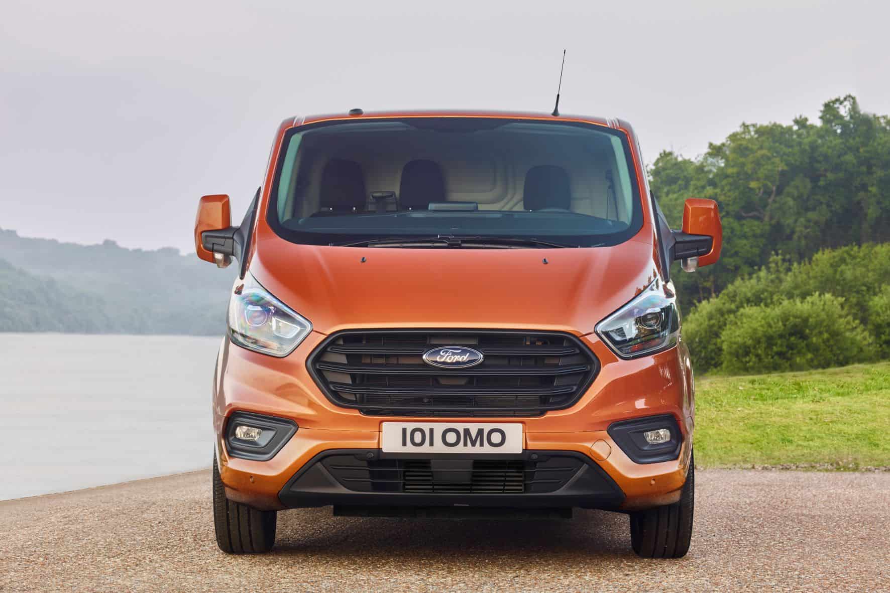 Ford hat den Transit Custom renoviert 12 der-Autotester