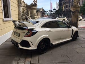 Honda Civic Type R mit 320 PS beim Händler 2 der-Autotester