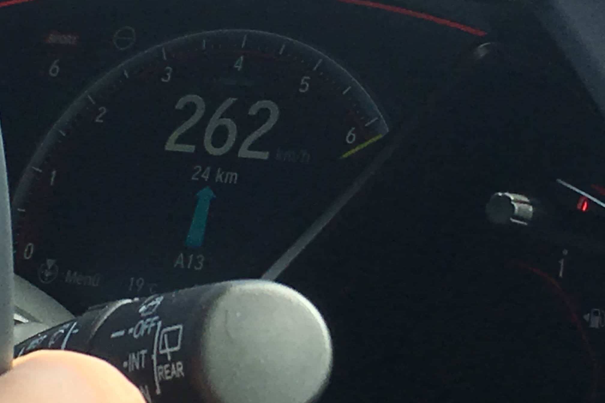 Umfrage: Mehr als die Hälfte will Tempolimit 2 der-Autotester