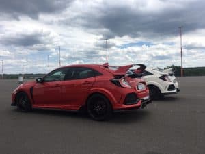 Honda Civic Type R mit 320 PS beim Händler 1 der-Autotester