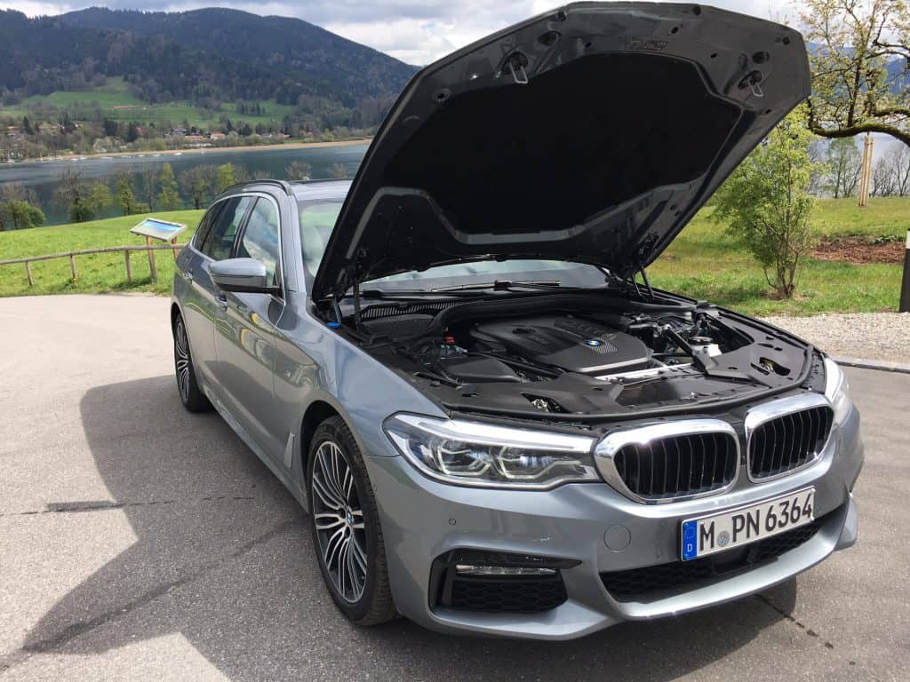 BMW 5er Touring - Teil-autonomer Luxus-Laster 10 der-Autotester