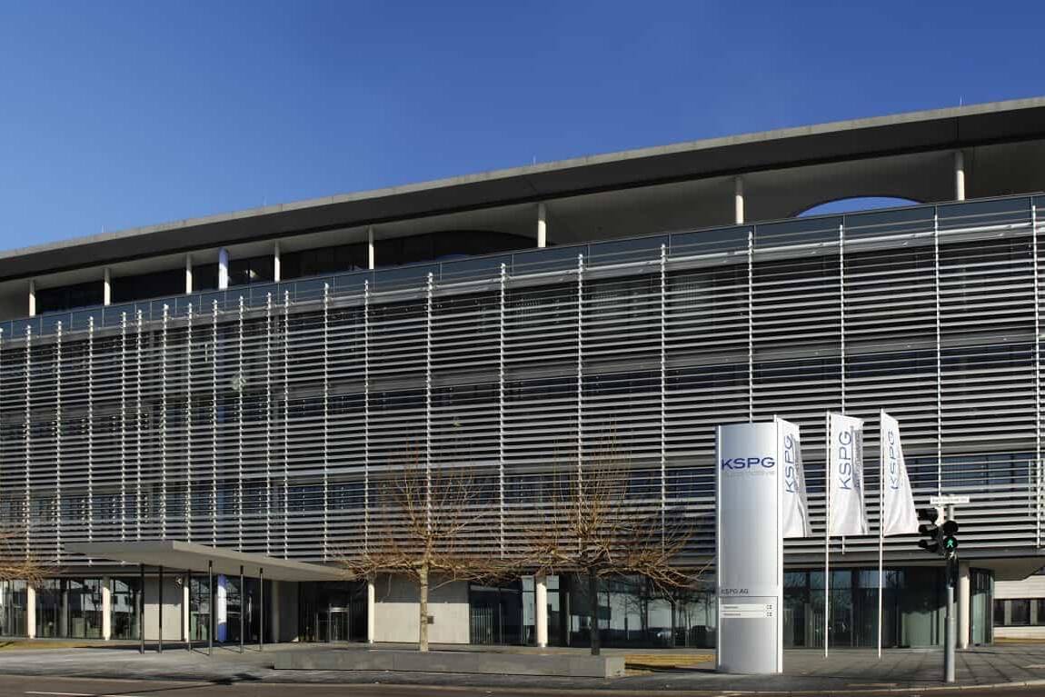 IAA 2017: Rheinmetall Automotive zeigt neuer Elektroantrieb und Batteriesystem 4 der-Autotester