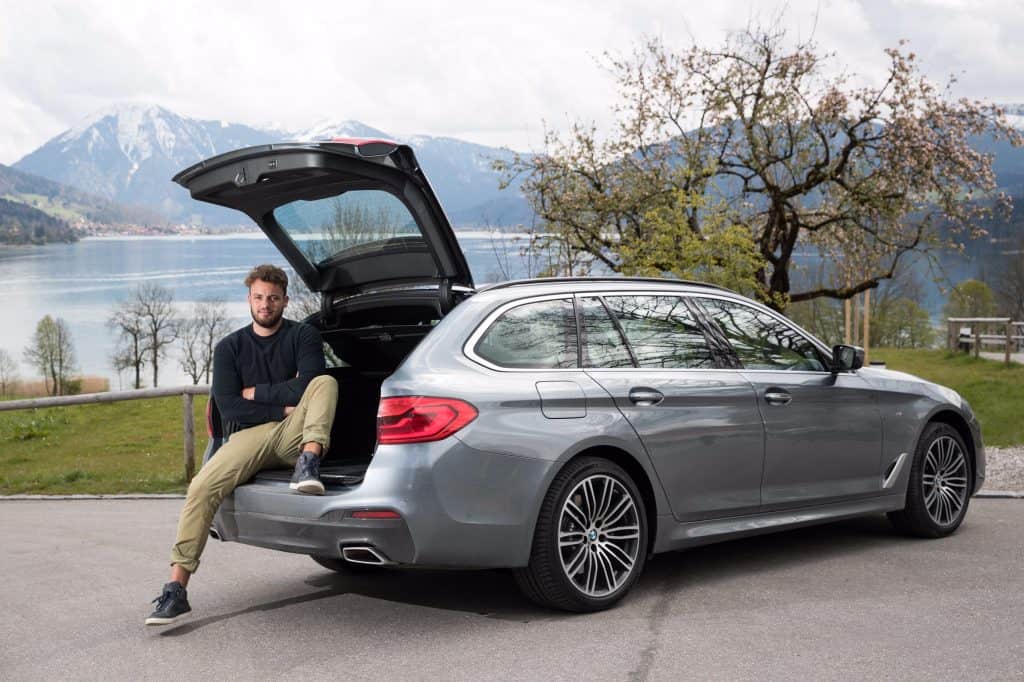 BMW 5er Touring - Teil-autonomer Luxus-Laster 2 der-Autotester