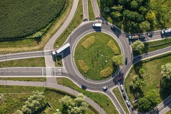 Verstöße im Kreisverkehr kosten zehn bis 35 Euro 20 der-Autotester