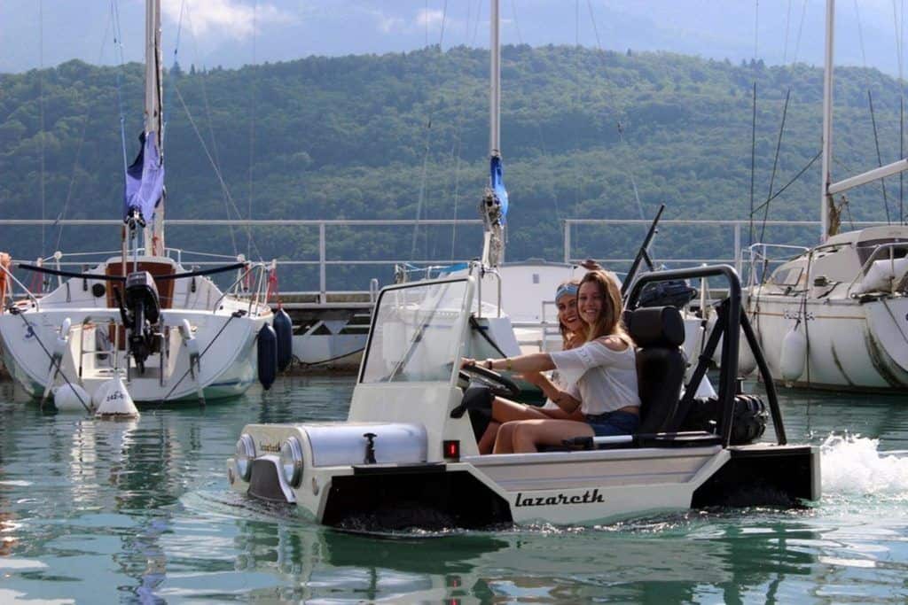 Mit dem Mini Moke ins Wasser 2 der-Autotester