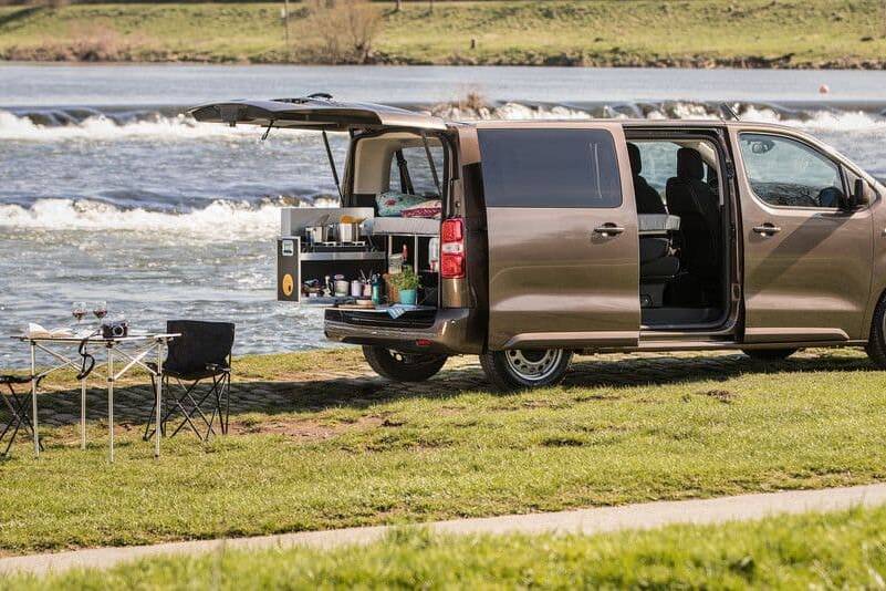 Toyota Proace Verso wird auf Wunsch zum Campingbus 7 der-Autotester