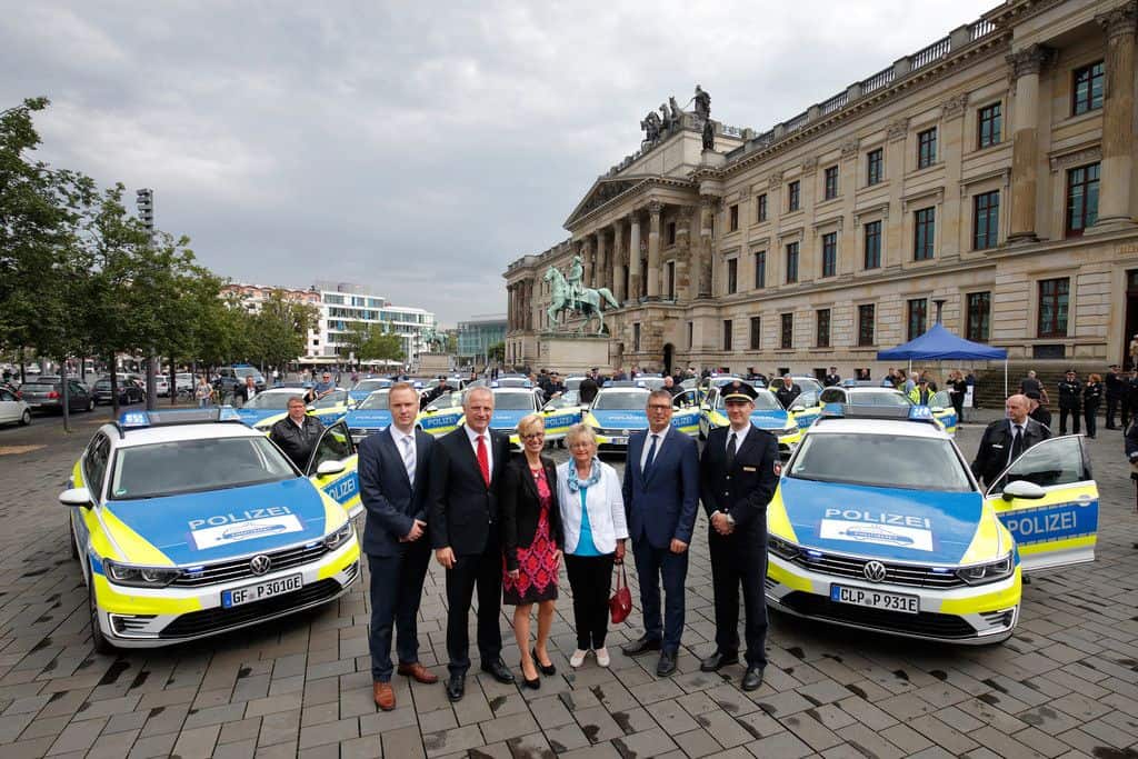 Polizei übernimmt Hybrid-Streifenwagen 4 der-Autotester
