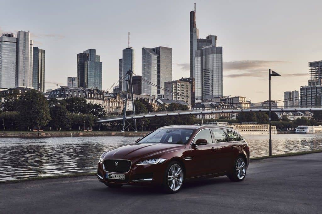 IAA 2017: Jaguar stellt E-Pace vor und lässt Kinder ans Steuer 1 der-Autotester