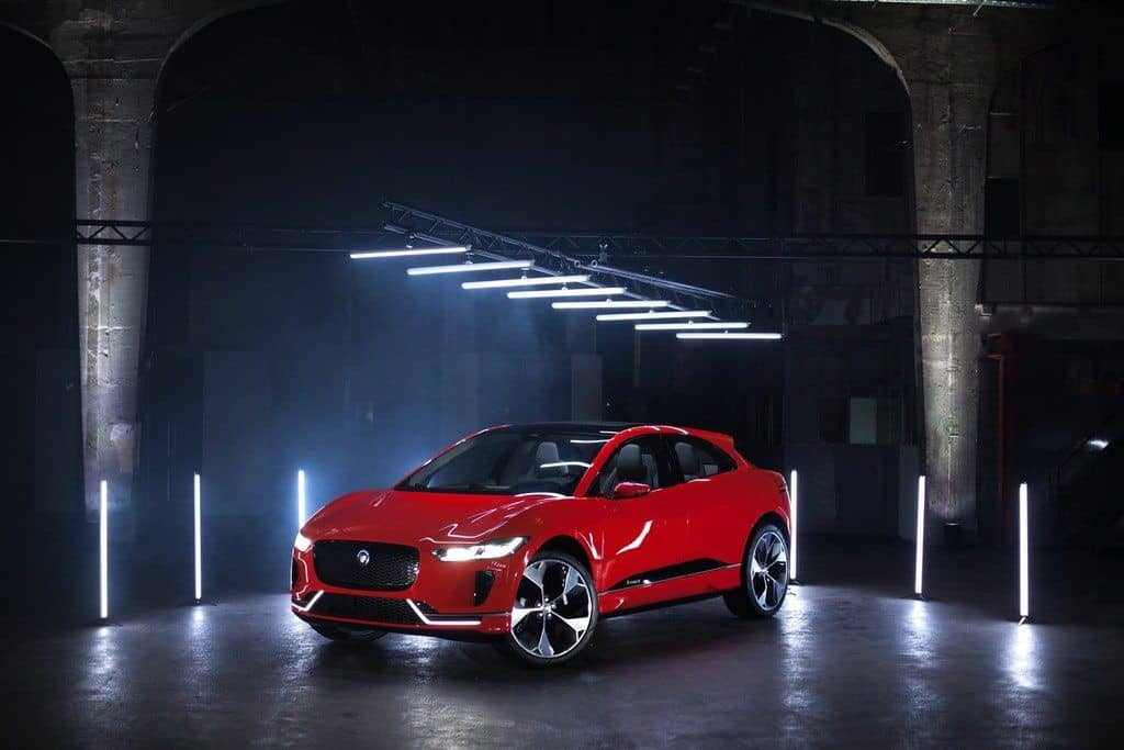 IAA 2017: Jaguar stellt E-Pace vor und lässt Kinder ans Steuer 2 der-Autotester