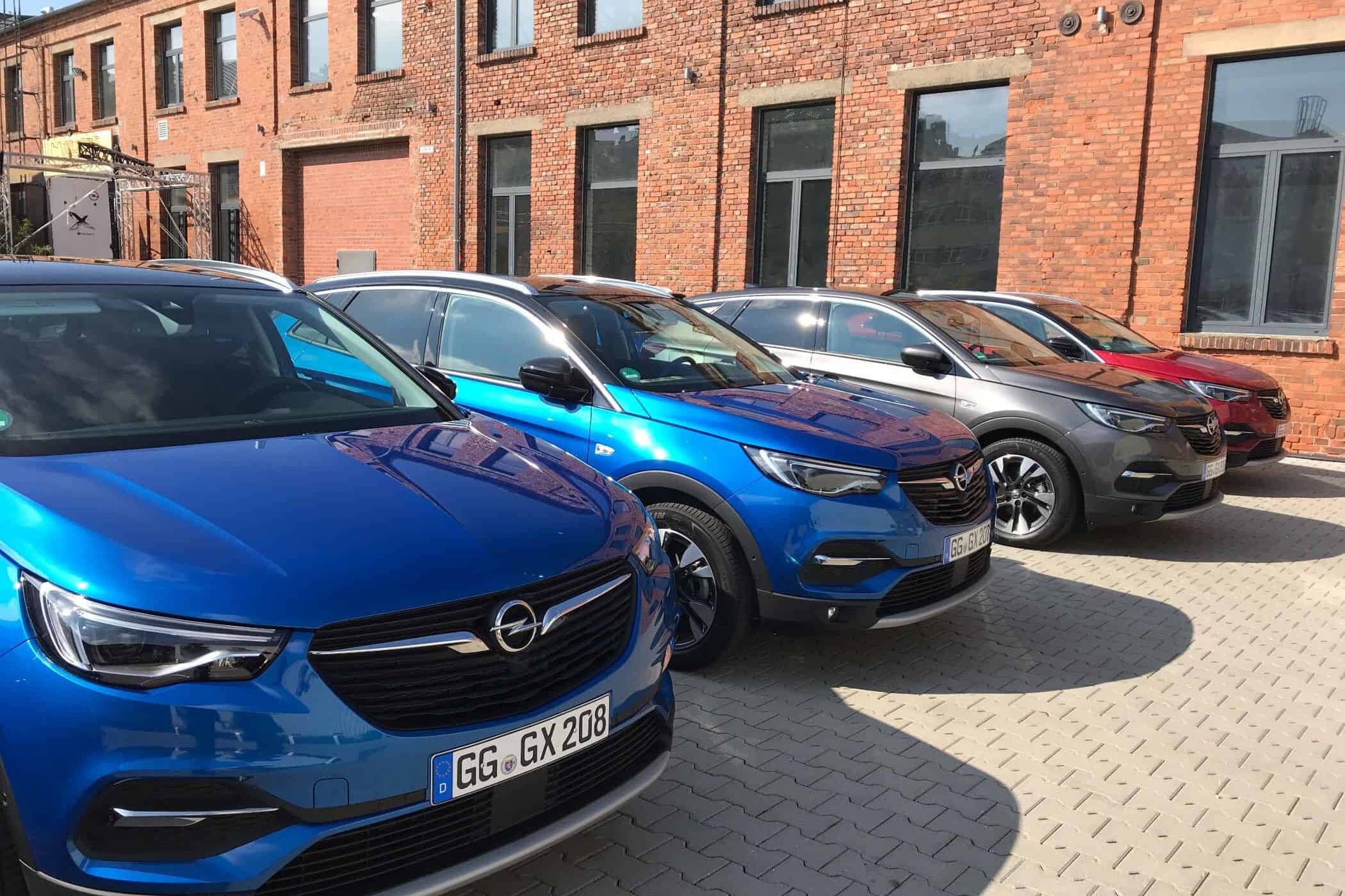 Opel baut Grandland X in Namibia 3 Opel Grandland X,
