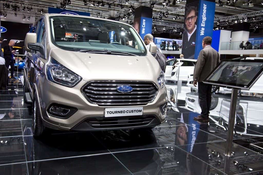 IAA 2017: Ford Tourneo Custom soll dem Platzhirsch auf die Pelle rücken 11 der-Autotester