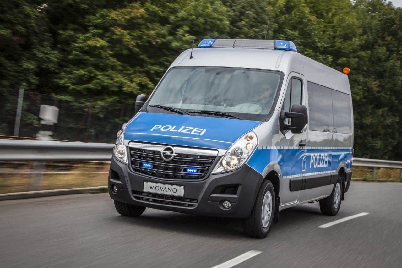 Opel Combo, Vivaro und Movano - Mehr als 400 Nutzfahrzeug-Varianten ab Werk 5 der-Autotester