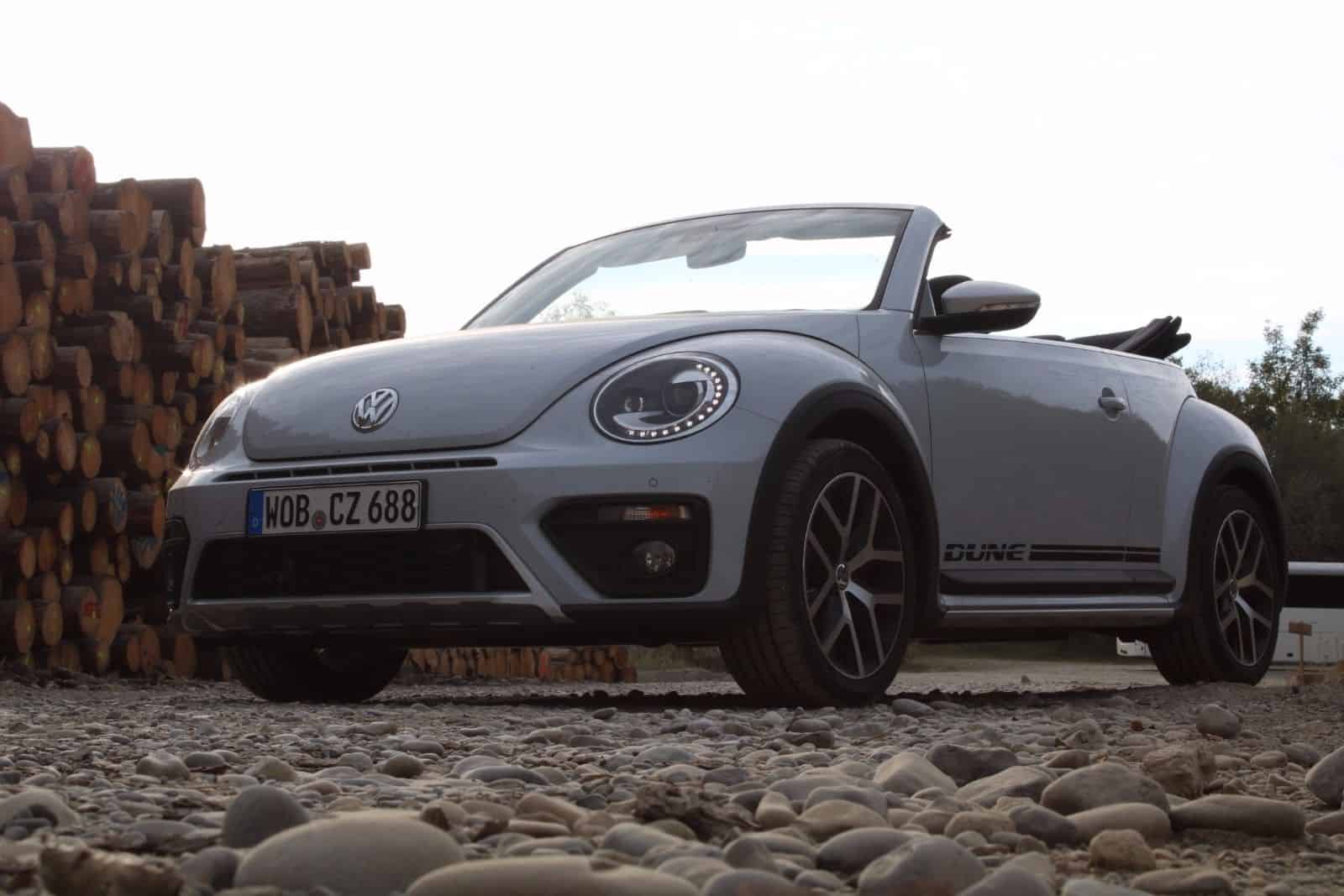 Der letzte Mohikaner - VW Beetle Dune Cabrio 16 der-Autotester