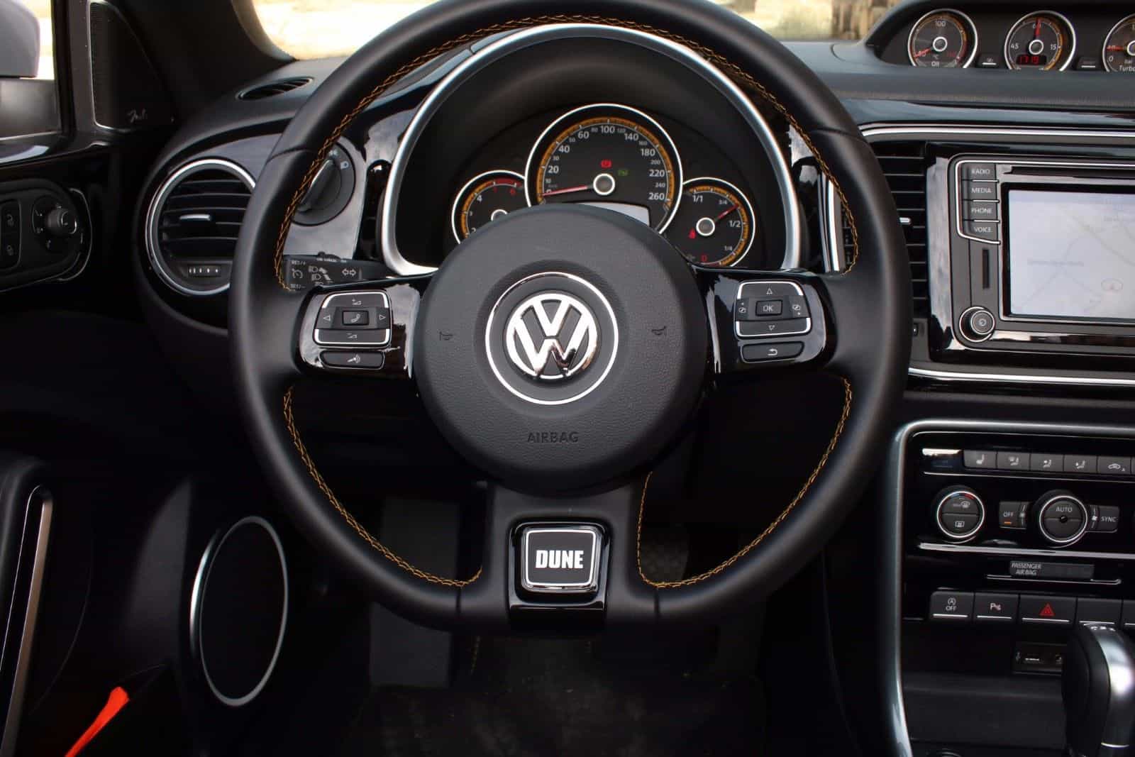 Der letzte Mohikaner - VW Beetle Dune Cabrio 8 der-Autotester