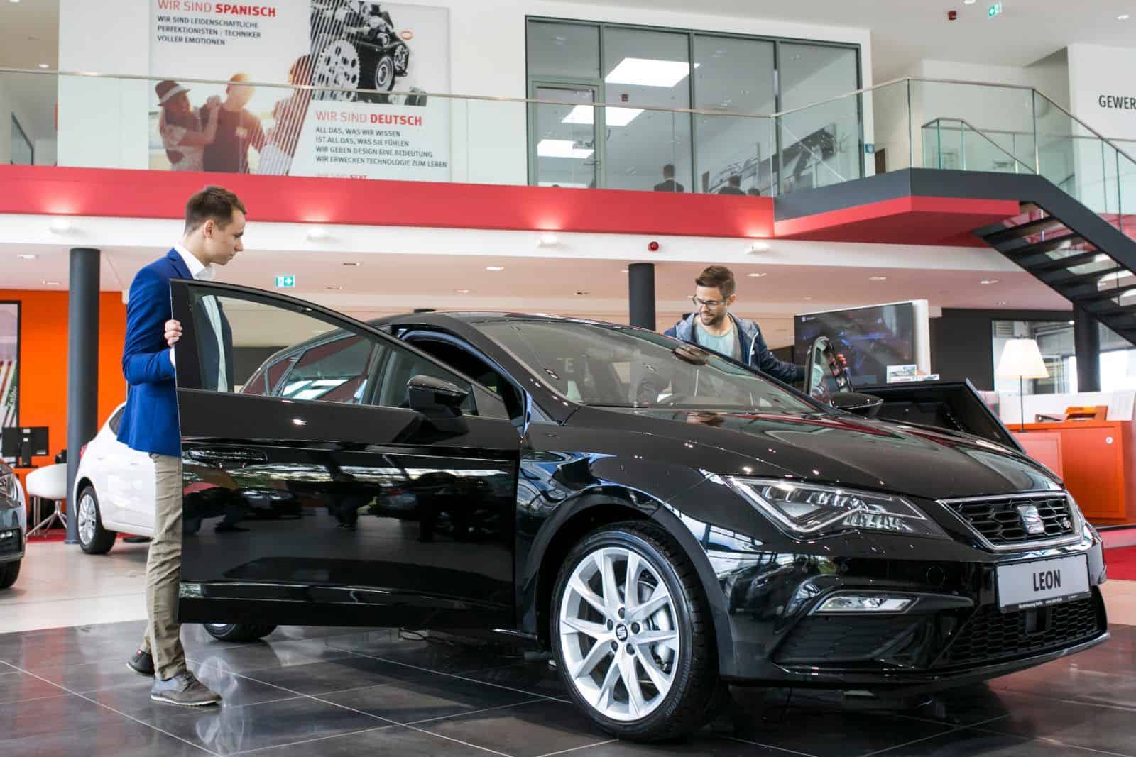 Fast Lane bei Seat: Schneller zum Ibiza und Leon 2 der-Autotester