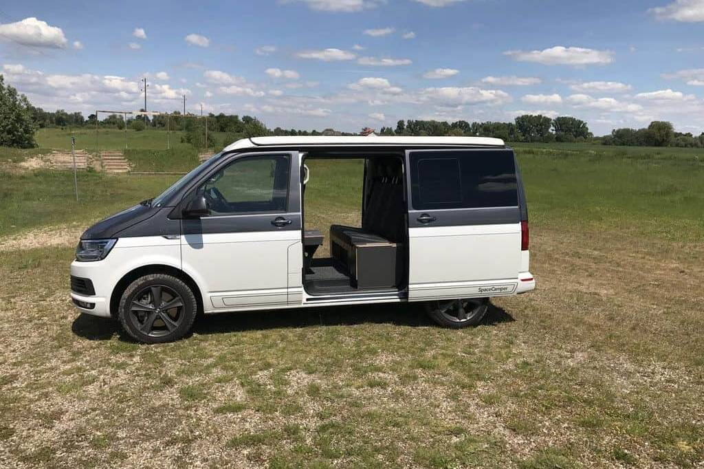 Spacecamper Light Open: Der Reise-Bus 4 der-Autotester