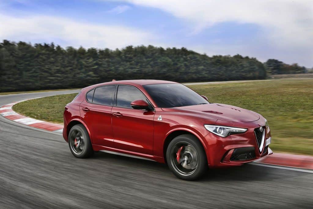 Alfa Romeo Stelvio mutiert zum reinrassigen Sportwagen 1 der-Autotester