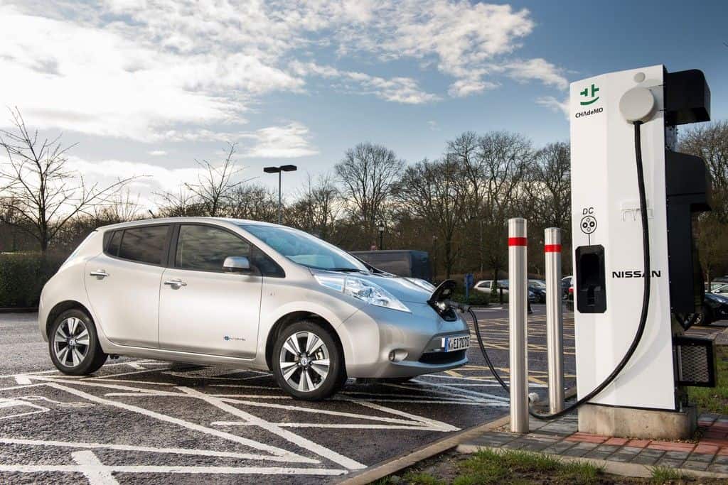 VDA mit Optimismus ins neue Jahr: Elektromobilität nimmt Fahrt auf 3 der-Autotester