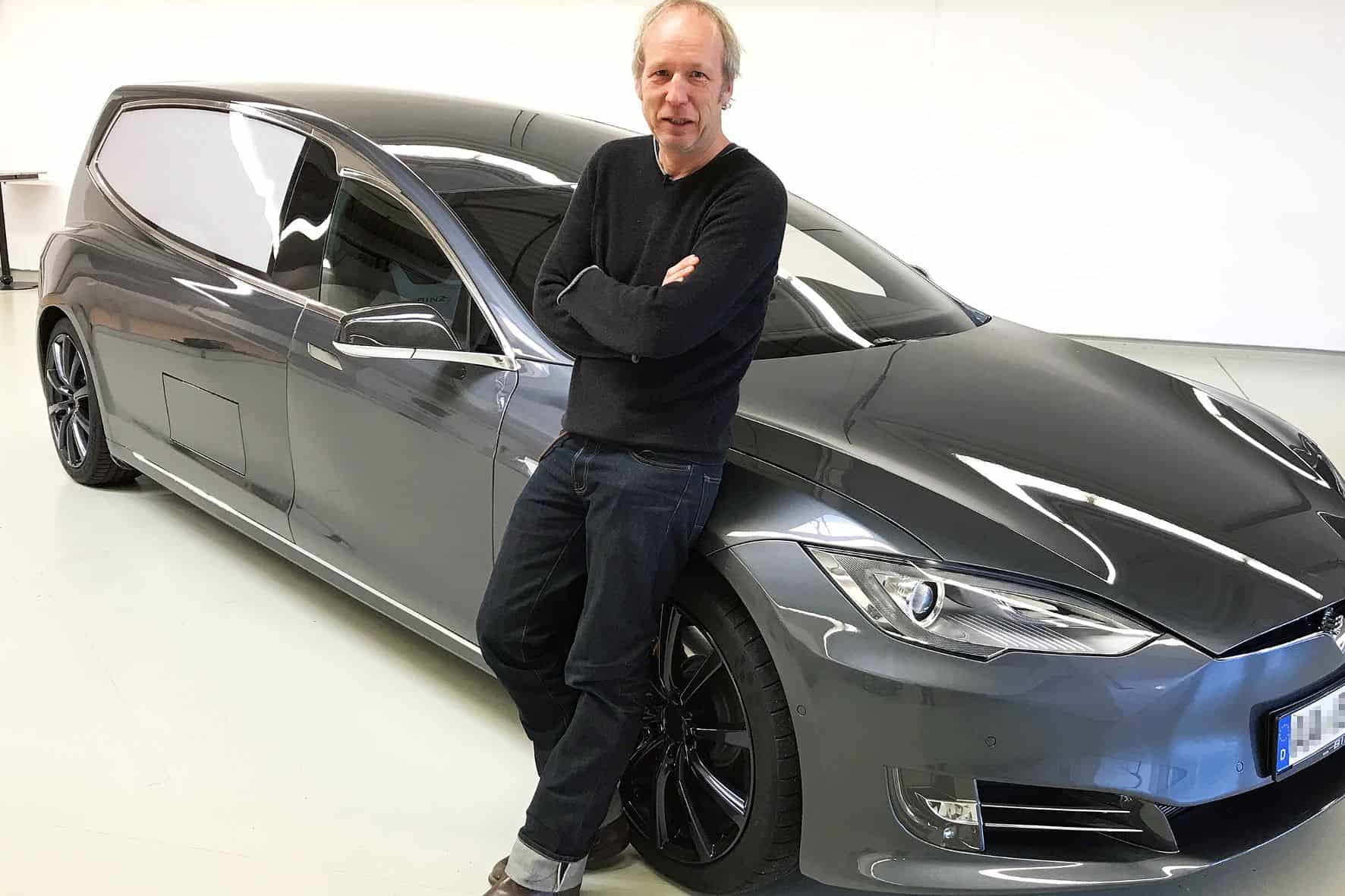 Der lautlose Leichenwagen 1 der-Autotester