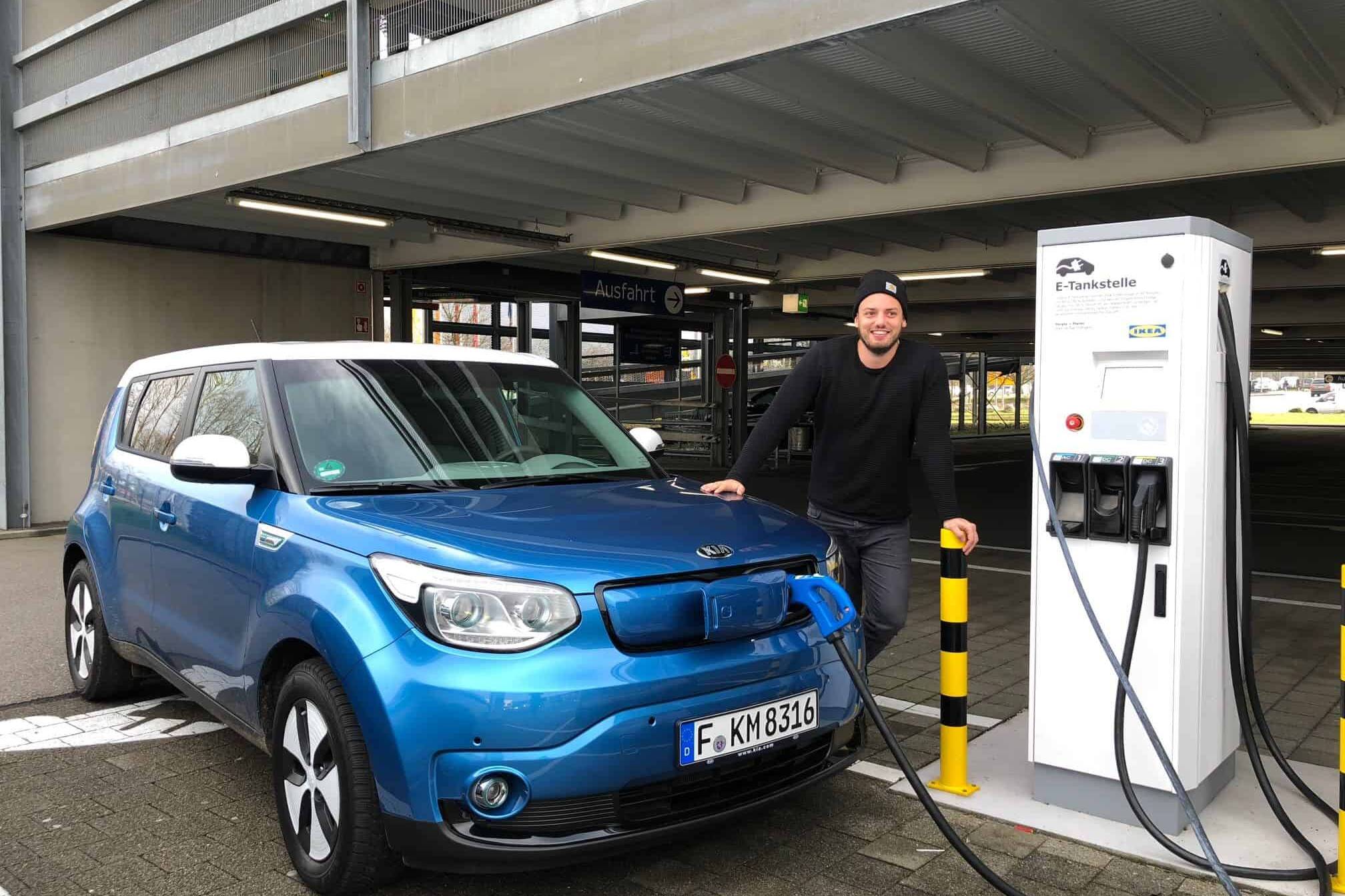 Diesel gegen Stromer: Die CO2-Bilanz 9 Strom laden mit EnBW (2)