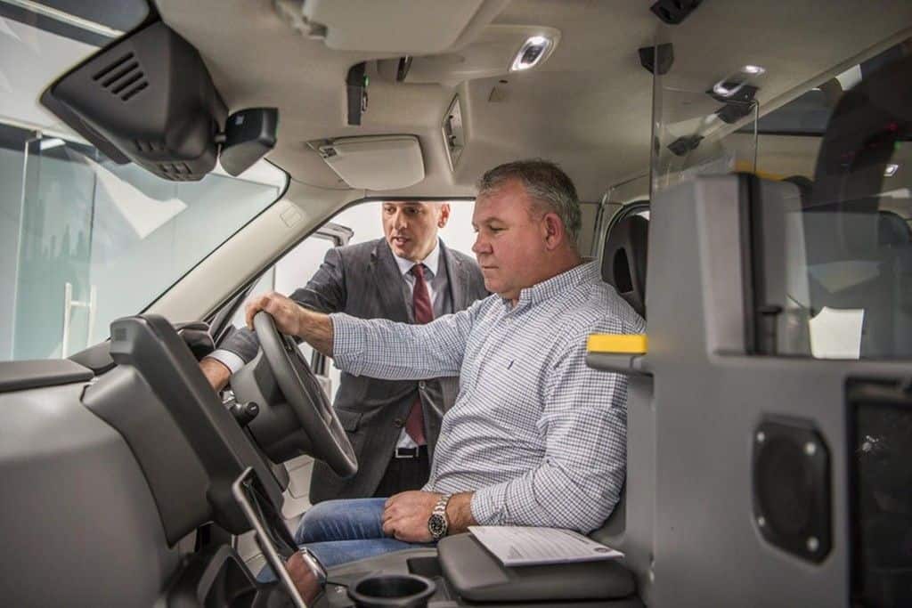 Generationswechsel im Taxigewerbe von London 6 der-Autotester
