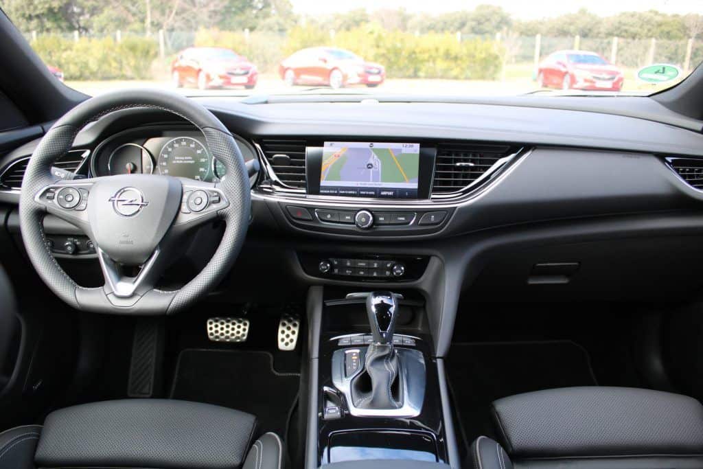 Opel Insignia GSi - auf den Spuren der alten Erfolge 4 Opel Insignia GSi