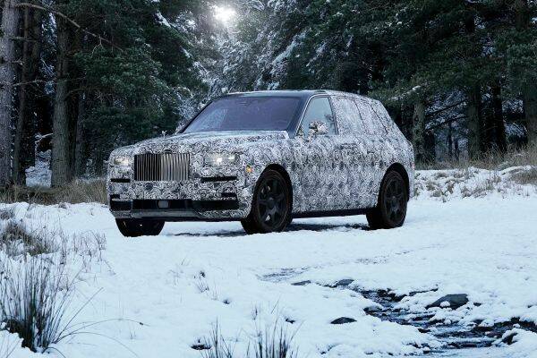 Rolls-Royce tauft sein SUV auf einen Diamanten 3 ROLLS-ROYCE CULLINAN