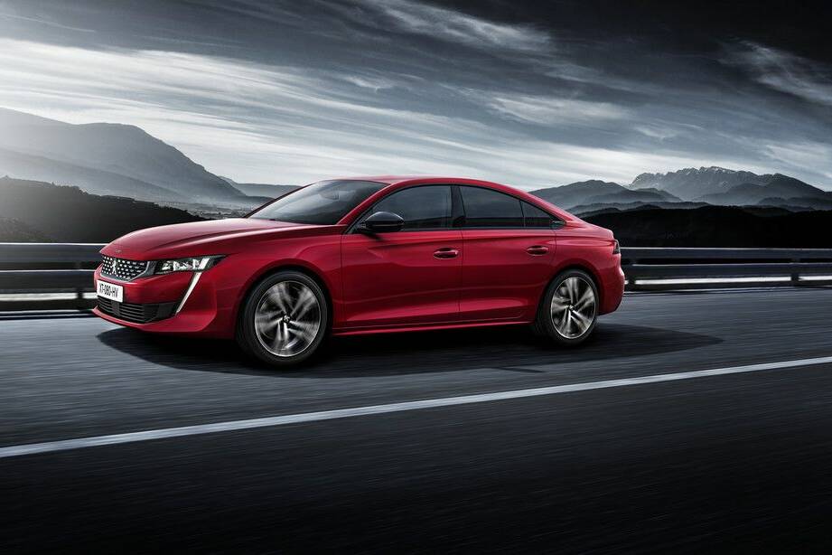 Genf 2018: Peugeot will es in der Mittelklasse noch einmal wissen 3 Peugeot 508