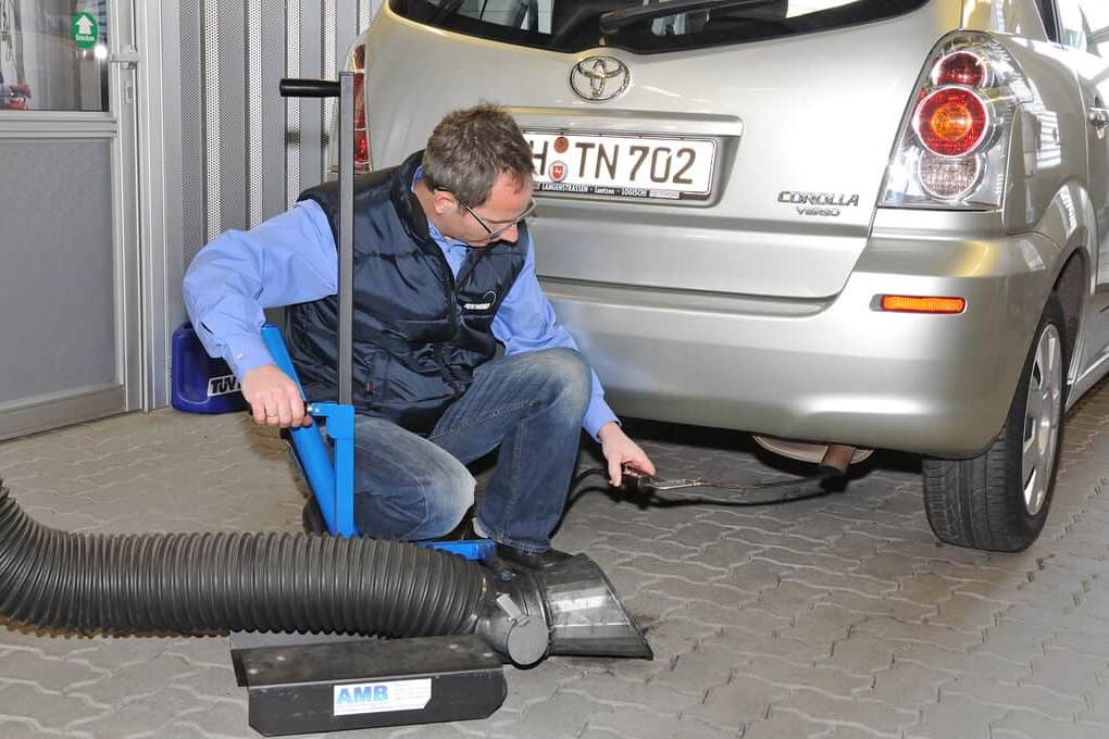 Am besten mit warmem Motor zum TÜV 1 Abgasuntersuchung