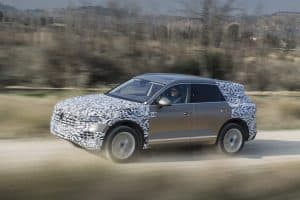 Abnahmefahrt Volkswagen Touareg: Wolfsburg kann noch Oberklasse 3 Volkswagen Touareg