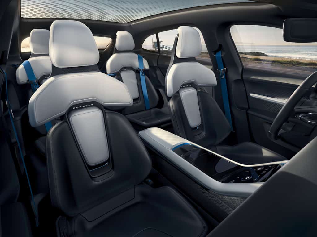 Genf 2018: Porsches Cross Turismo mobilisiert über 600-Elektro-PS 3 Porsche Mission E Cross Turismo