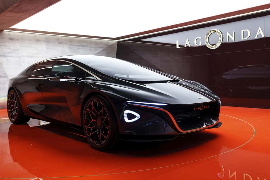 Genf 2018: Auch Aston Martin sieht die Zukunft elektrisch 5 Aston Martin Lagonda Vision Concept