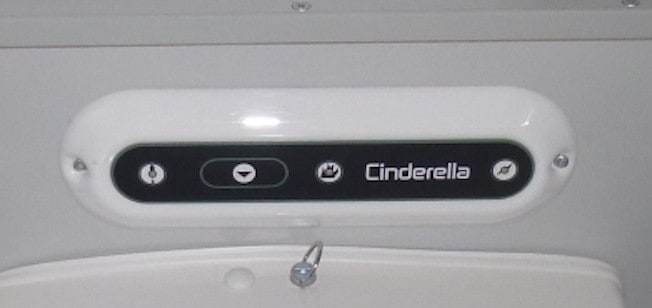 Abgefackelt: Cinderella ersetzt das Chemieklo im Camper 3 Verbrennungstoilette Cinderella